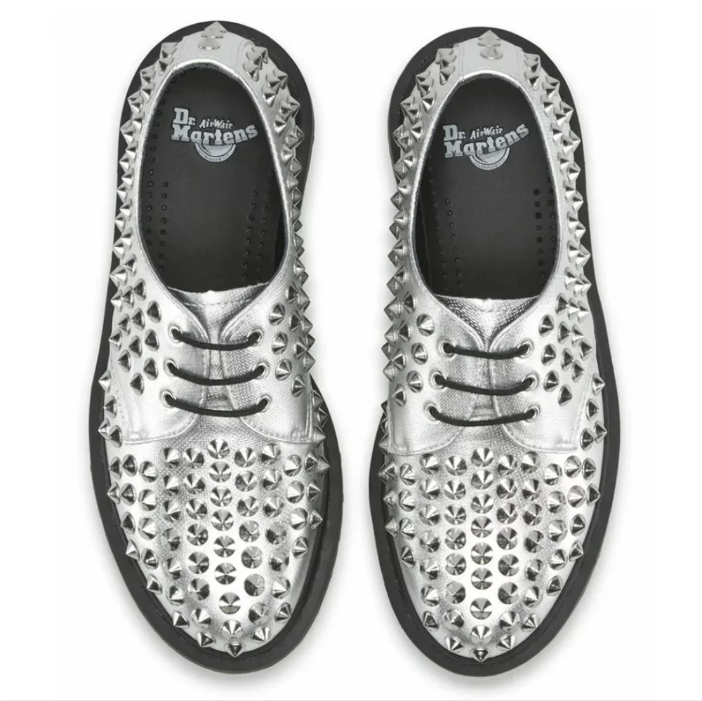 Dr. Marten's Harlen Mora Air Wair Women's Silver Spike Oxford Shoes EUC Size 8US - Picture 2 of 12
